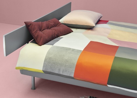 Auping Match wood,bed op aluminium poot,spiraal,kleur warm grey,grijs